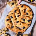 Fougasse aux olives noires et vertes Tramier